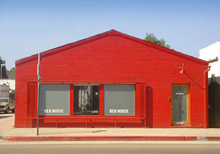 Trek Kelly Studio, Venice California - Front on Abbot Kinney